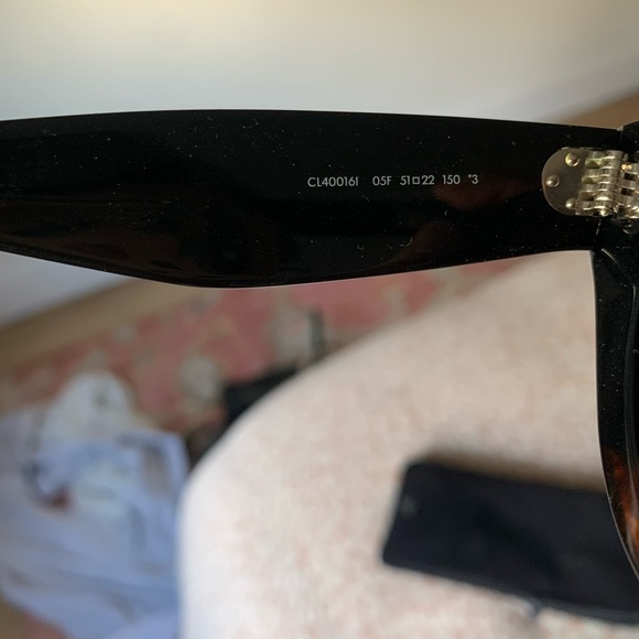 Celine sunglasses in tortoise and black (the other sale listing fell through) - Picture 4 of 4